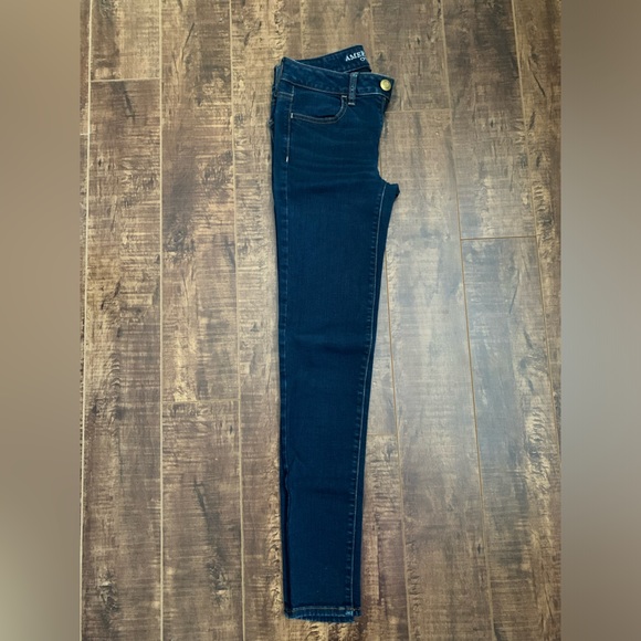 American Eagle Outfitters Skinny Jean - Picture 2 of 3
